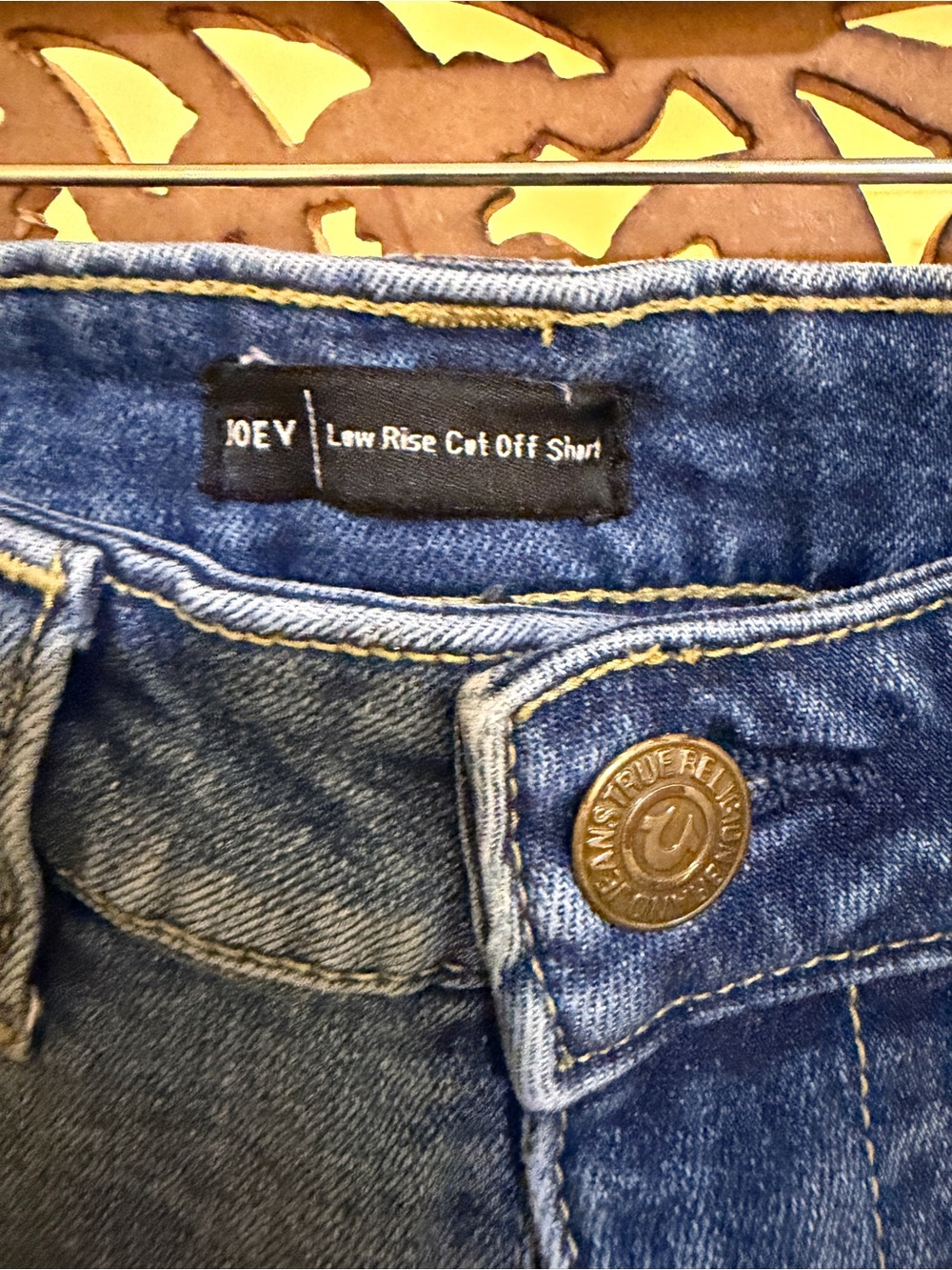 True Religion Joey Cut Off Short size 28 Y2K - Picture 7 of 14